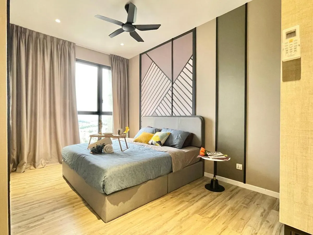 Lägenhet Modern 2B2B Apt Near Mid Valley - Wifi - Infinity Pool - Gym Kuala Lumpur