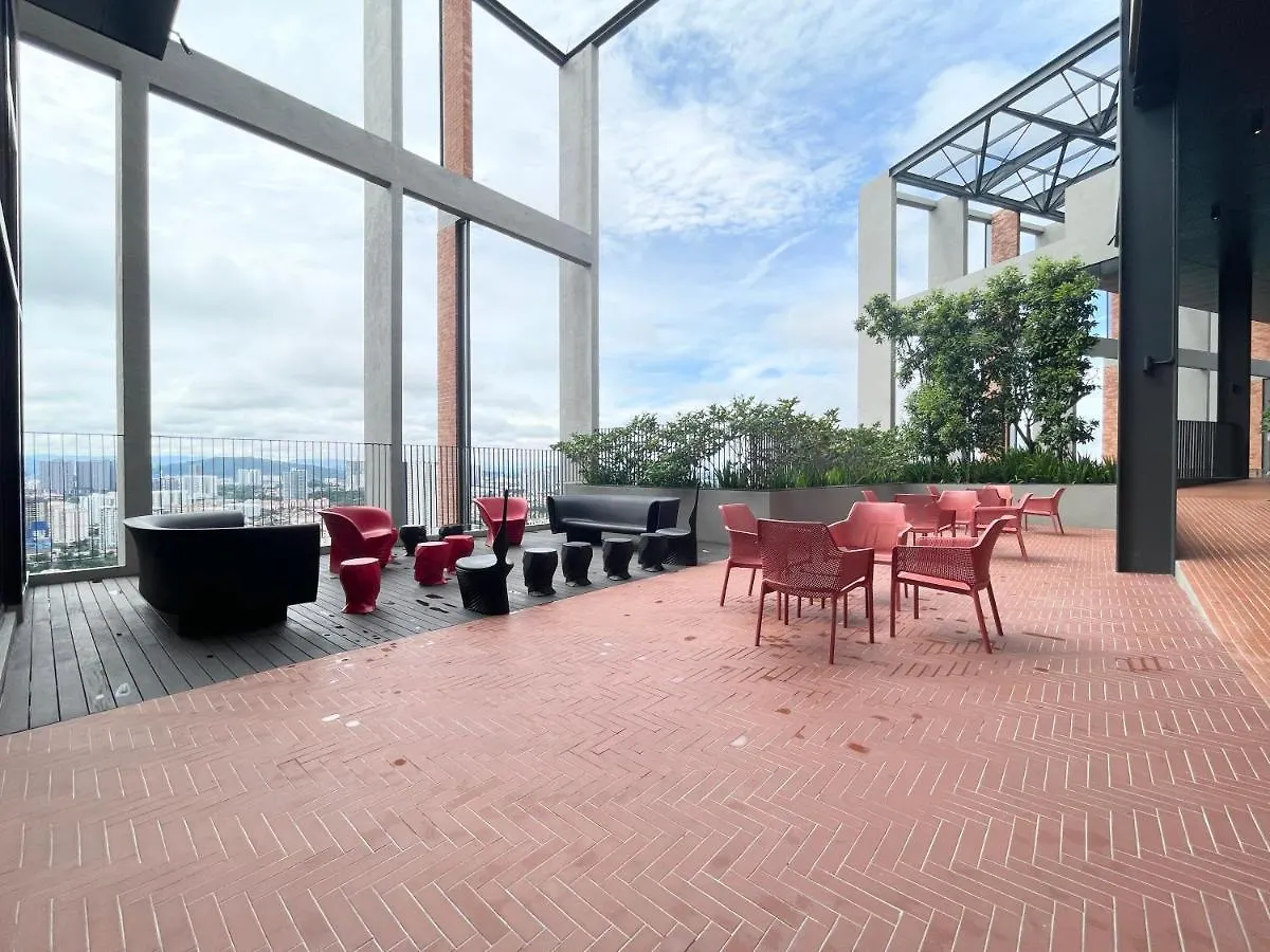 Modern 2B2B Apt Near Mid Valley - Wifi - Infinity Pool - Gym Kuala Lumpur
