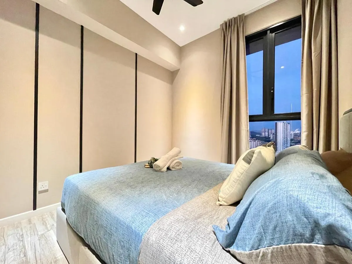 Modern 2B2B Apt Near Mid Valley - Wifi - Infinity Pool - Gym Kuala Lumpur