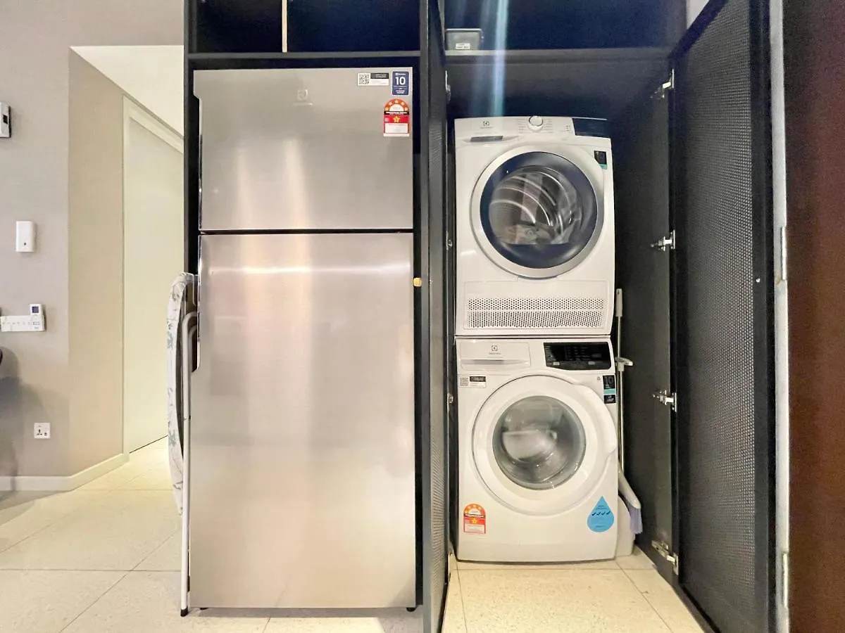 Lägenhet Modern 2B2B Apt Near Mid Valley - Wifi - Infinity Pool - Gym Kuala Lumpur